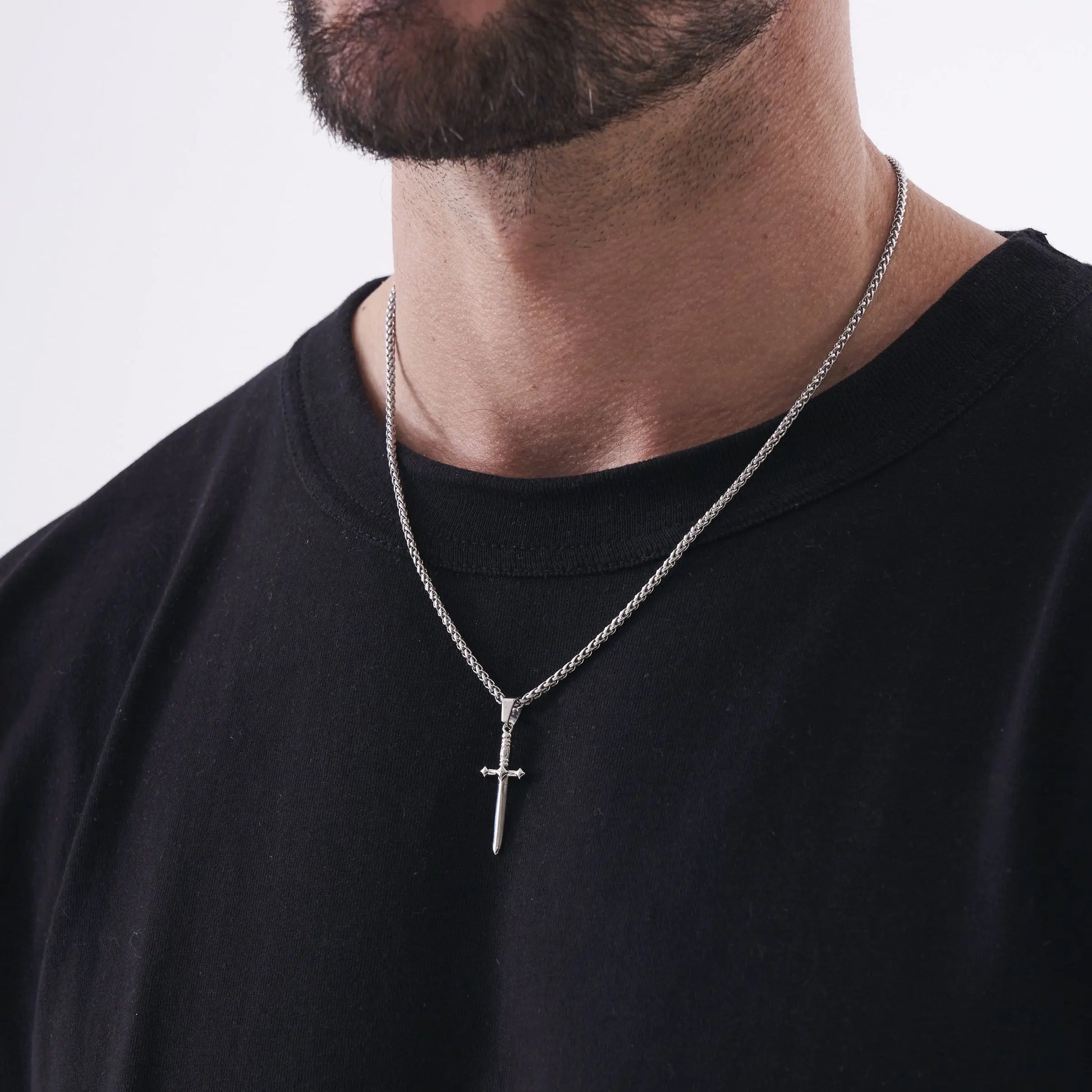 Men's Silver Dagger Pendant Necklace DVVX