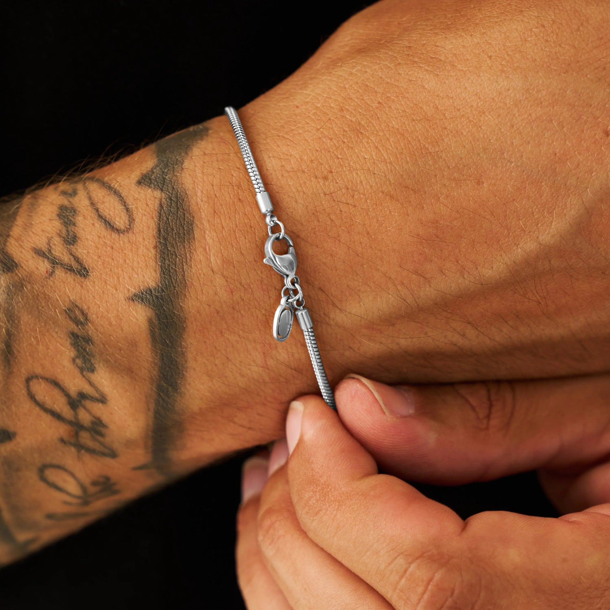 Snake Bracelet (Silver) 2mm -- DVVX CHAINS